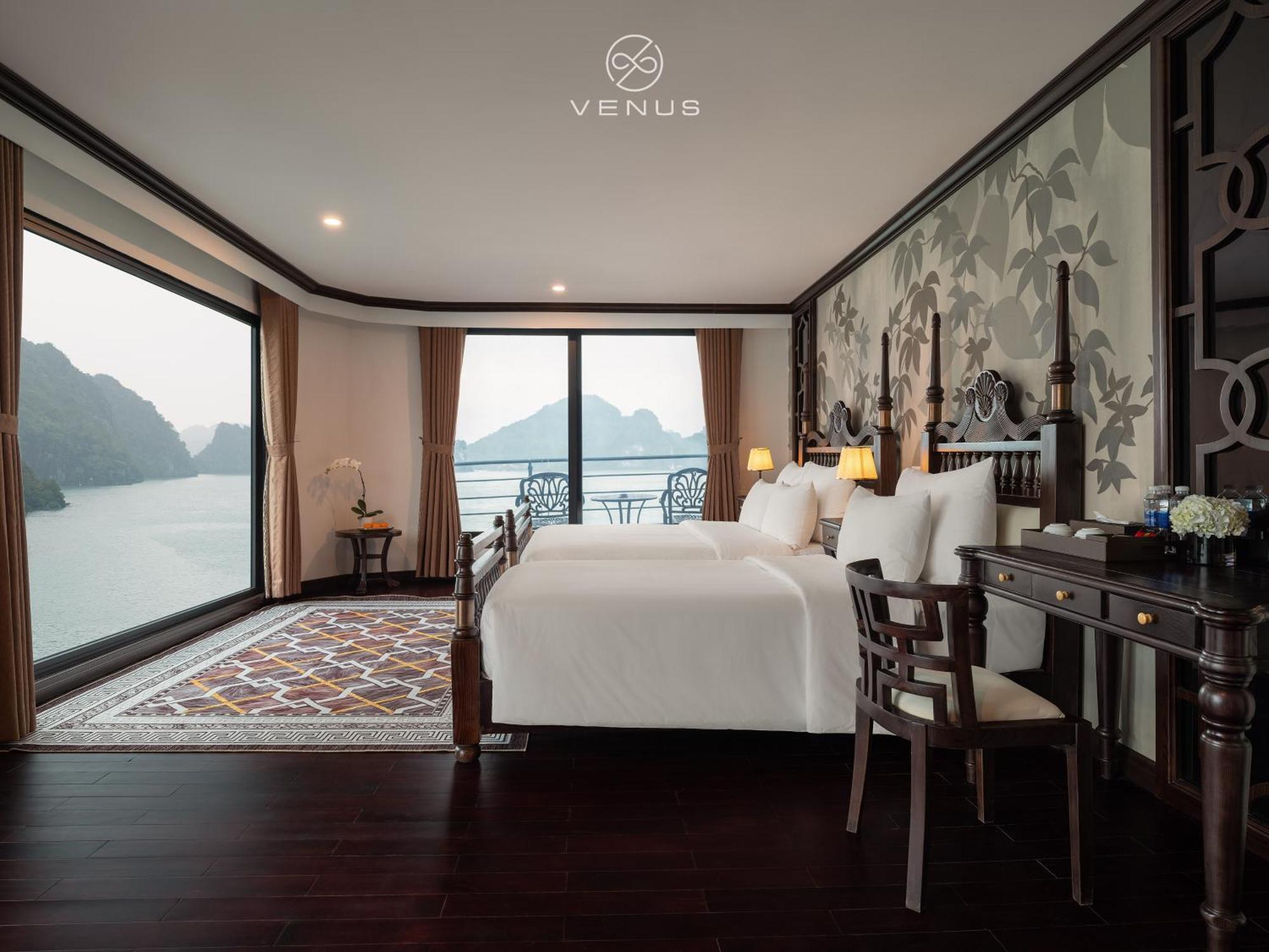 Venus Halong Cruises 5* Халонг