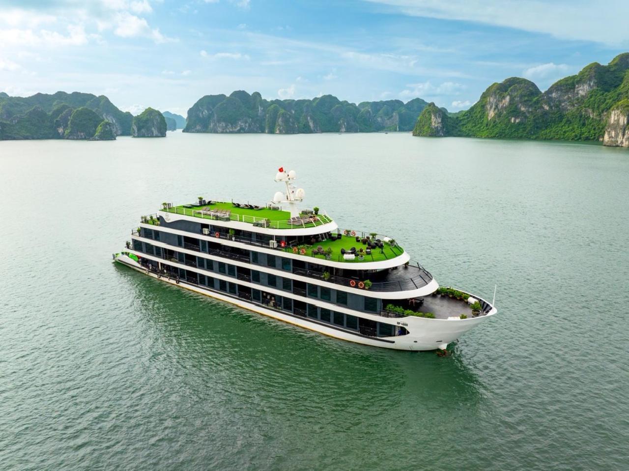  Venus Halong Cruises Халонг